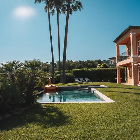 Villa Fee - Splendide Vue - 5min Pied De La Privee Grimaud