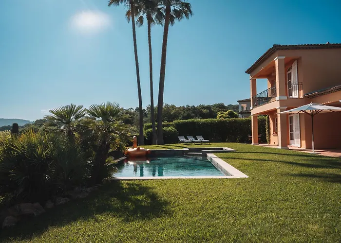 Villa Fee - Splendide Vue - 5min Pied De La Privee Grimaud