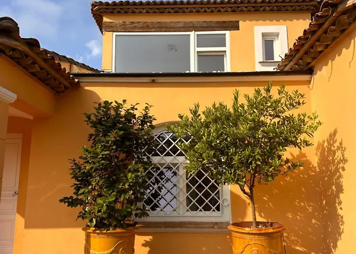 Villa Fee - Splendide Vue - 5min Pied De La Privee